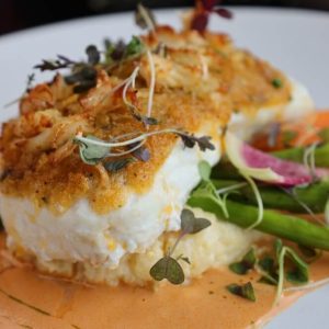 crab-kettle-chip-crusted-halibut
